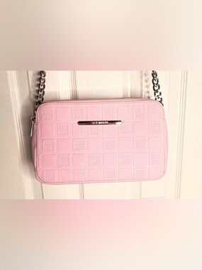 Steve Madden Light Pink Embossed Wristlet Clutch